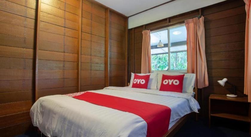 Oyo 909 Guiding Star Resort Chiang Mai Exterior foto