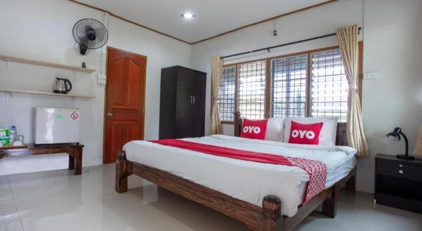 Oyo 909 Guiding Star Resort Chiang Mai Exterior foto
