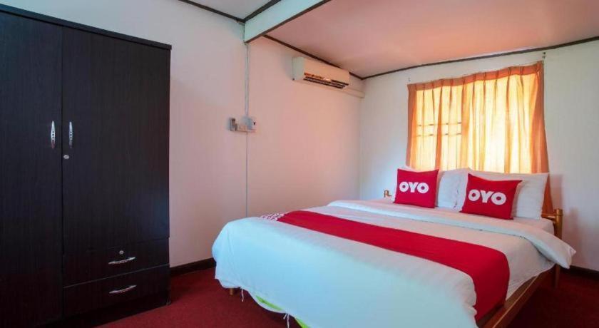 Oyo 909 Guiding Star Resort Chiang Mai Exterior foto