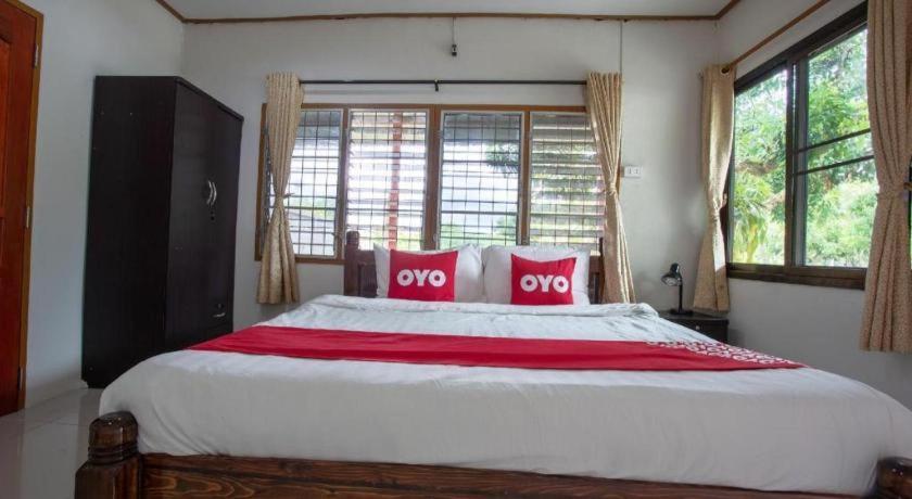 Oyo 909 Guiding Star Resort Chiang Mai Exterior foto