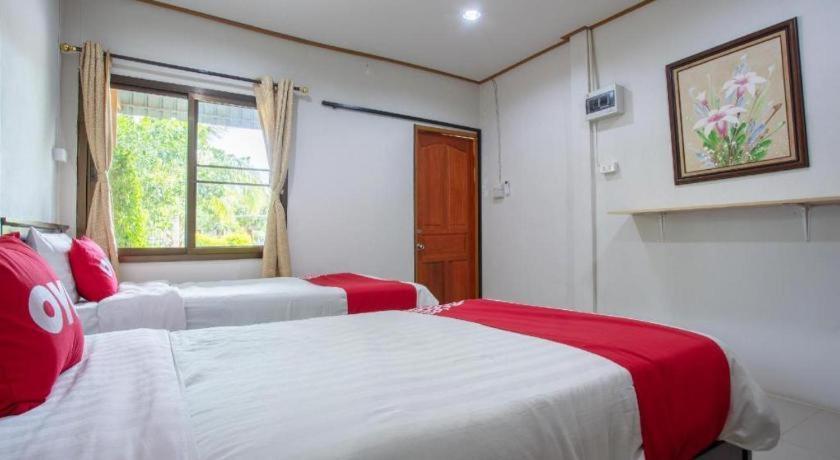 Oyo 909 Guiding Star Resort Chiang Mai Exterior foto