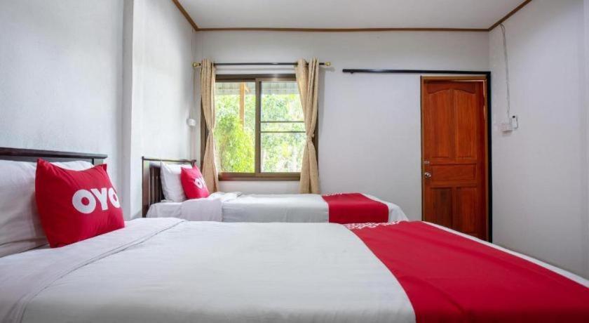 Oyo 909 Guiding Star Resort Chiang Mai Exterior foto